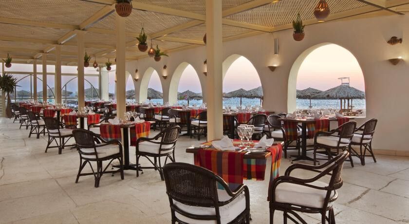 Hilton Plaza Rezort 5*