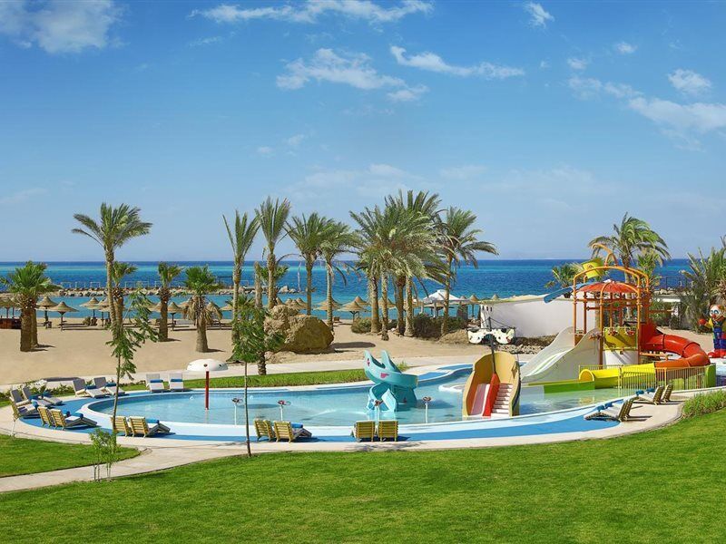 Complex Hilton Plaza 5*